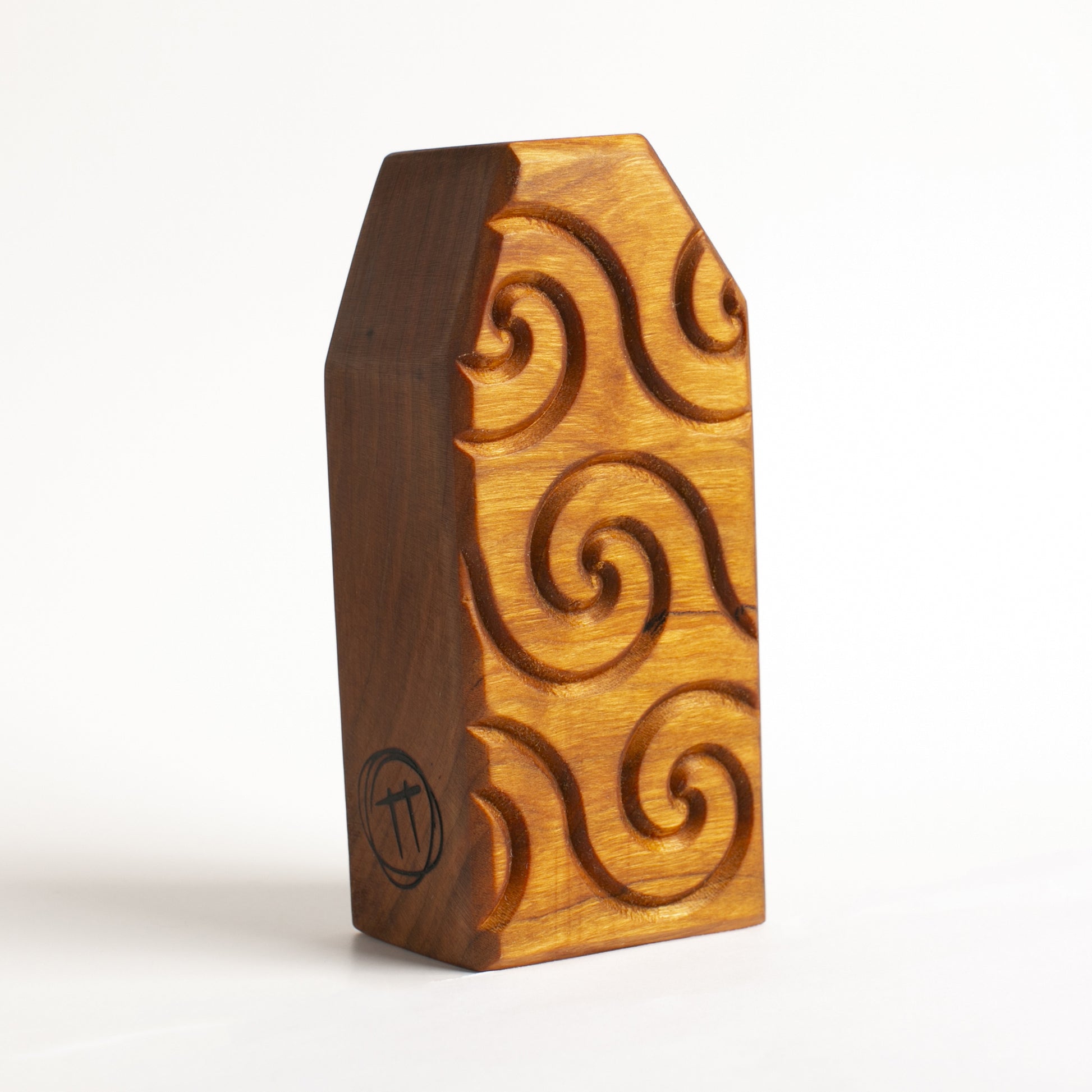 Back view of Floopfin showcasing the swirl timber pattern and natural wood finish for tactical use.