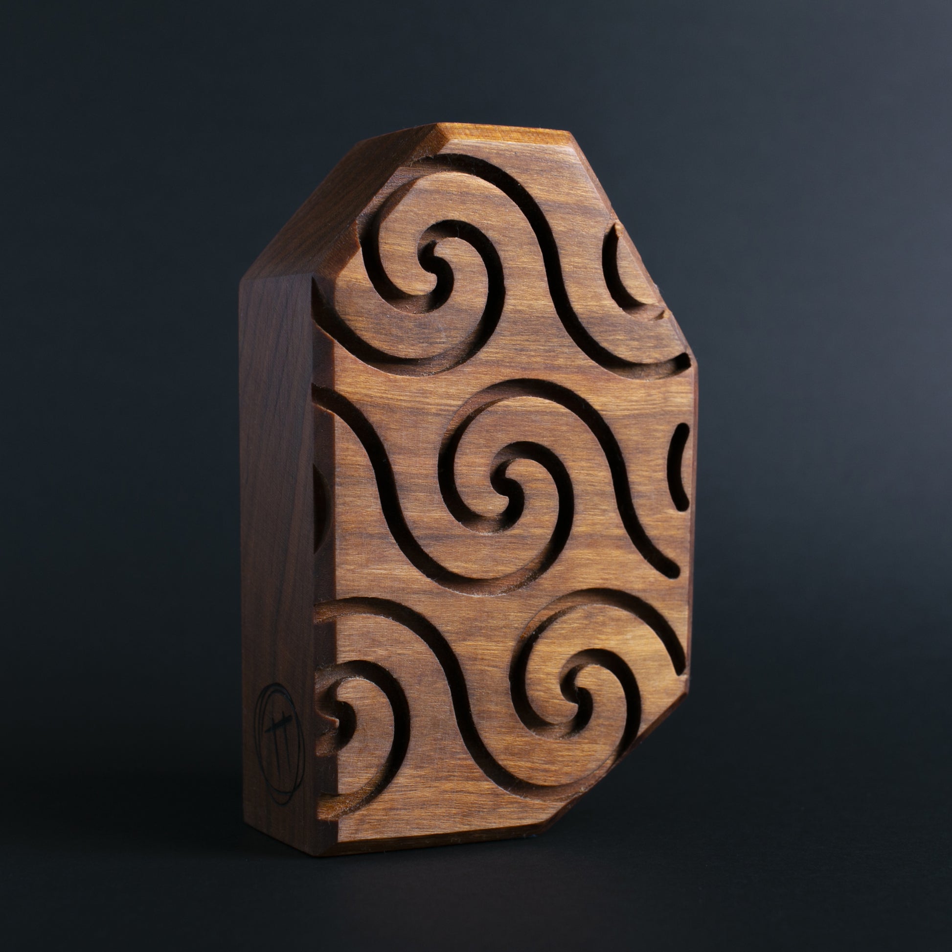 Handcrafted Glimborg charm providing a soothing glow for kids’ nighttime security