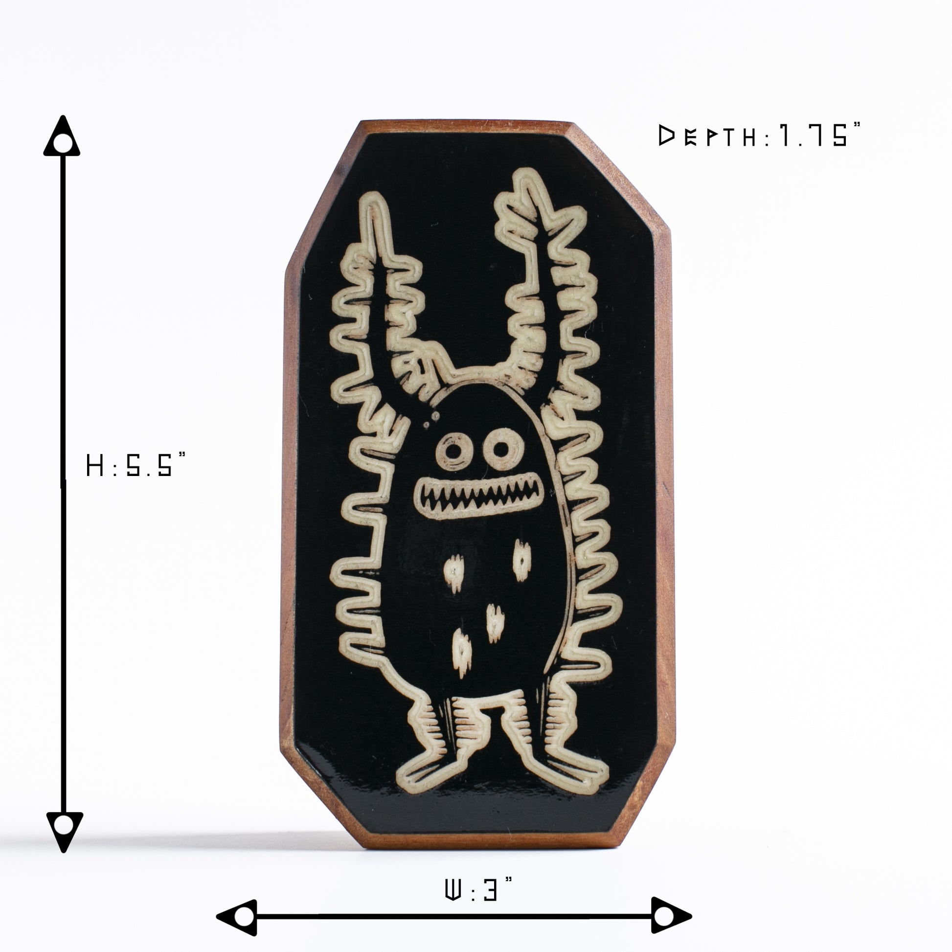 Wooden guardian Zorplix glowing brightly to protect kids from nighttime fears