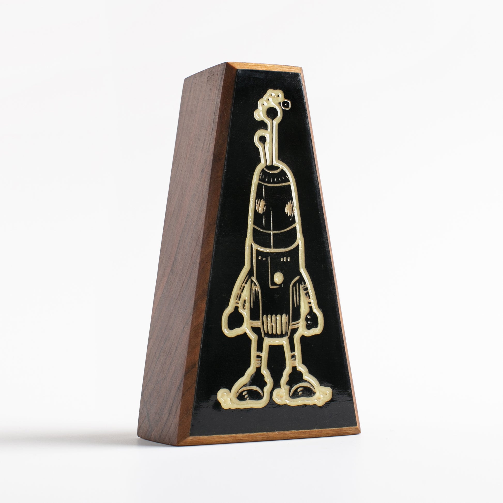Cherry wood glow charm with Blizznook design, perfect for kids’ nighttime reassurance
