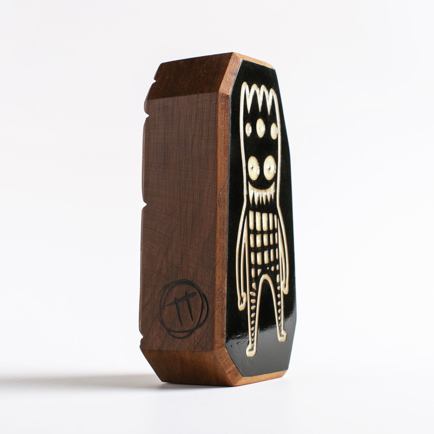 Glow-in-the-dark guardian Glowbop offering calming light for peaceful sleep
