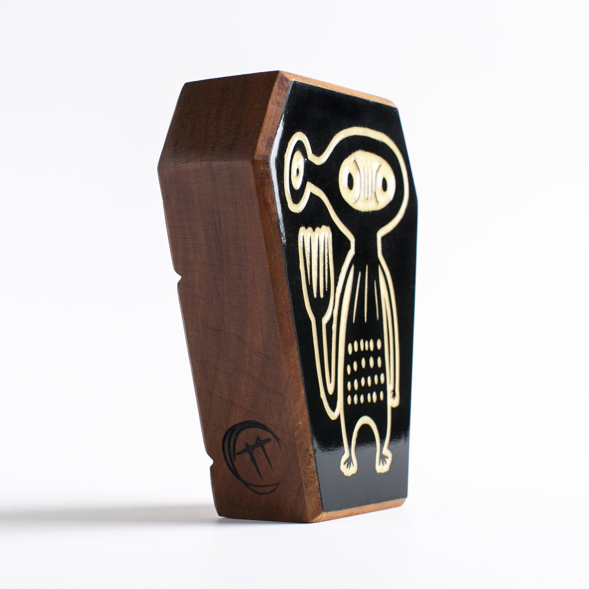 Glow-in-the-dark guardian Xyloid ensuring a monster-free zone for peaceful sleep
