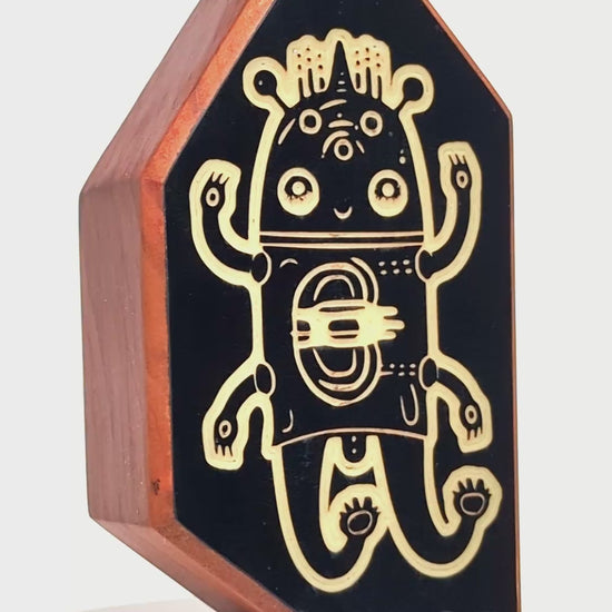 Glimborg glow-in-the-dark charm designed to ease bedtime fears and soothe children
