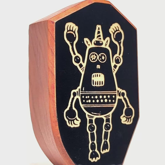 Wooden guardian Plazmorp glowing brightly to shield children from nighttime monsters
