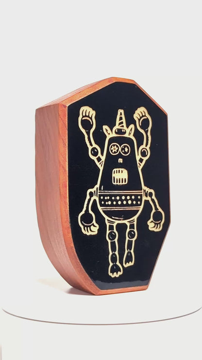 Wooden guardian Plazmorp glowing brightly to shield children from nighttime monsters
